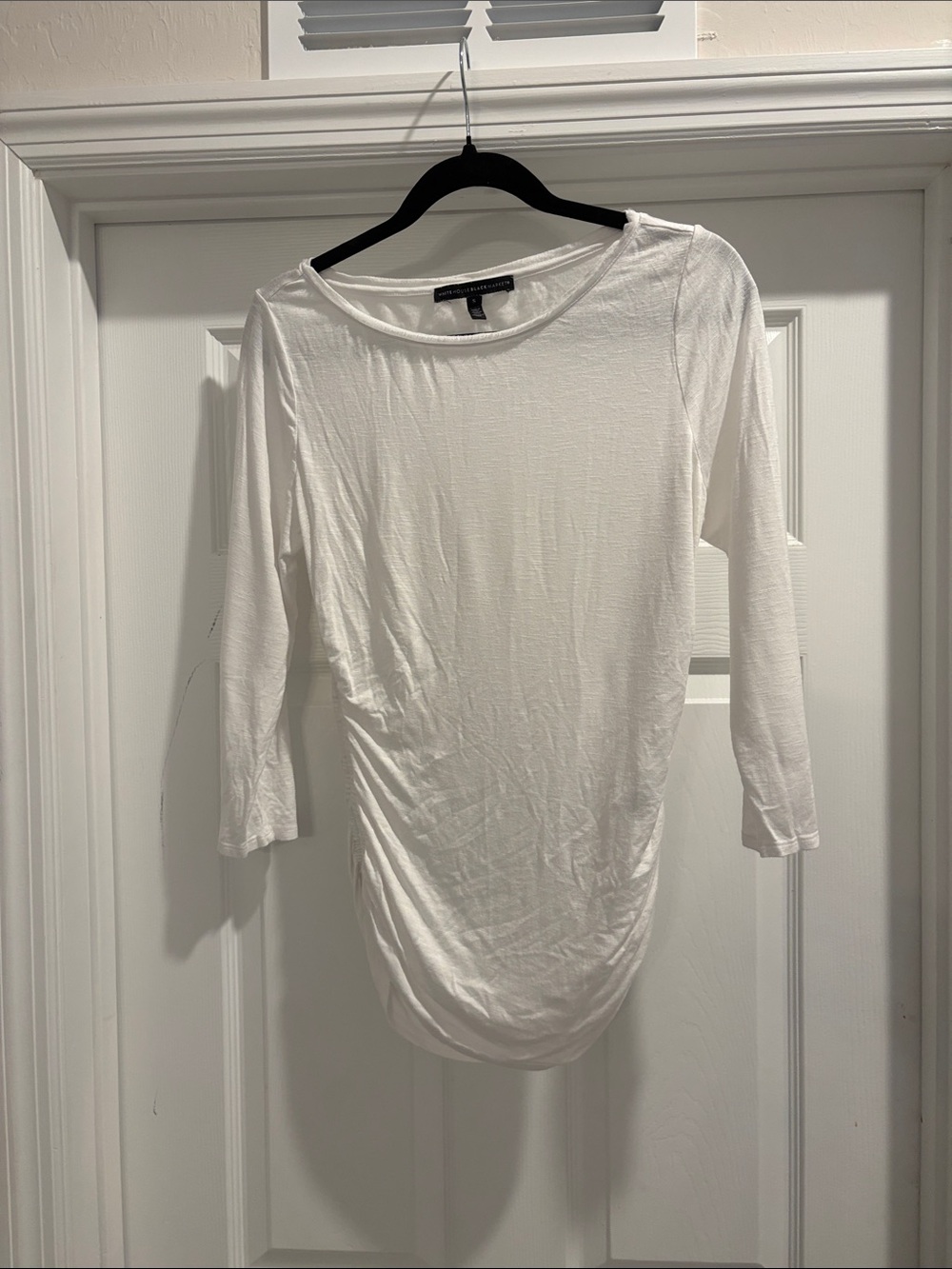 White House Black Market White Long-Sleeve Ruched Side Tee